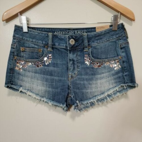 NWT American Eagle Festival Shortie Stretch Jewel Cut-Off Faded Women's Sz 4 - Picture 1 of 11